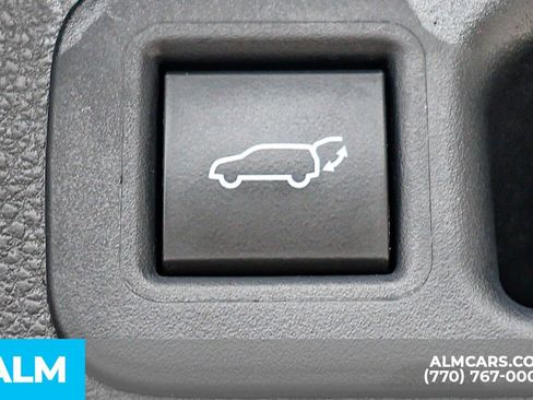 Used 2021 Toyota Highlander Platinum image 27