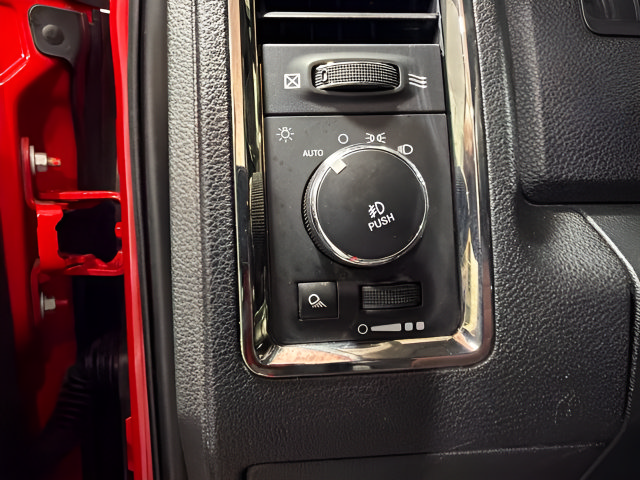 Used 2016 RAM 1500 Sport w/ Torred Sport Package AWD/4WD image 15