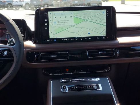 New 2026 Lincoln Aviator Reserve w/ Illumination Package AWD/4WD image 31