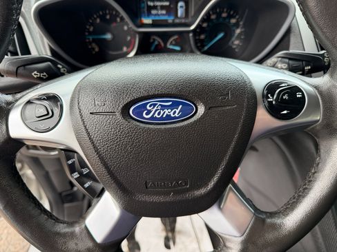 Used 2018 Ford Transit Connect XLT image 26