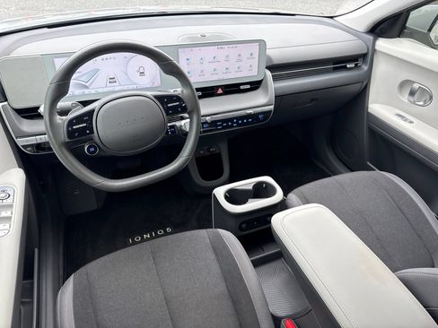 Certified 2024 Hyundai Ioniq 5 SEL AWD/4WD image 18