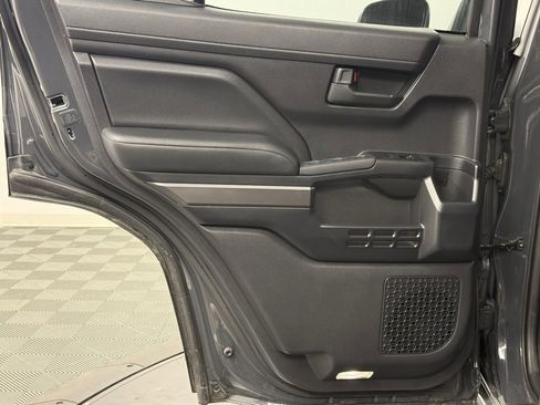 Used 2025 Toyota 4Runner SR5 image 31