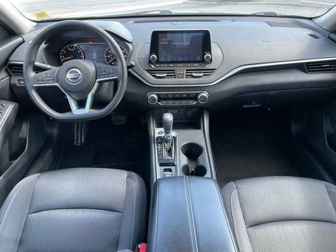 Used 2019 Nissan Altima 2.5 S AWD/4WD image 12