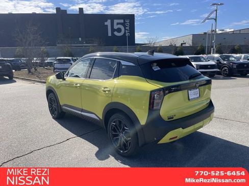 New 2026 Nissan Kicks SR w/ SR Premium Package AWD/4WD image 4