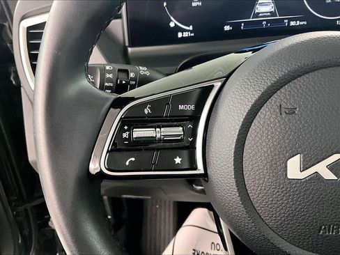 Used 2024 Kia Seltos EX image 11