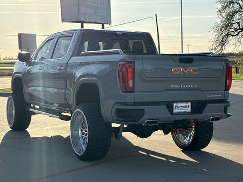 Used 2025 GMC Sierra 1500 Denali w/ Denali Reserve Package AWD/4WD image 7