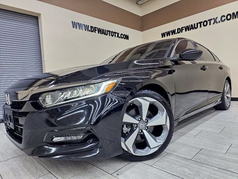Used 2018 Honda Accord Sport image 1