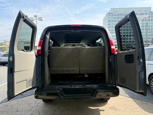 Used 2019 GMC Savana 3500 LS RWD image 35