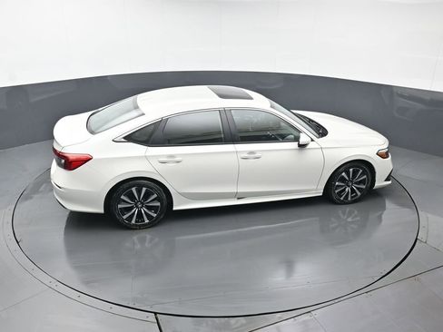 Certified 2024 Honda Civic EX image 45