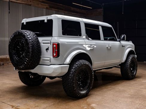 Used 2026 Ford Bronco Outer Banks AWD/4WD image 10