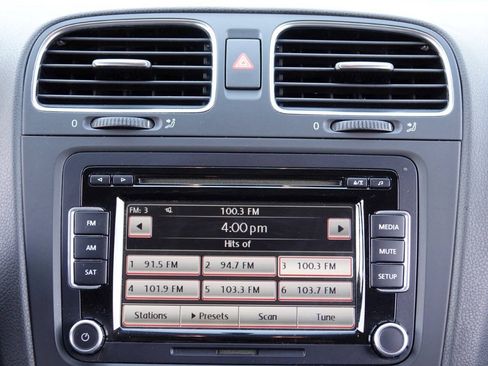 Used 2011 Volkswagen Golf TDI FWD image 73