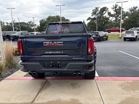 Used 2019 GMC Sierra 1500 Denali w/ Denali Ultimate Package AWD/4WD image 6