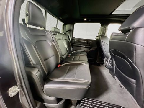 Used 2023 RAM 1500 Laramie AWD/4WD image 27
