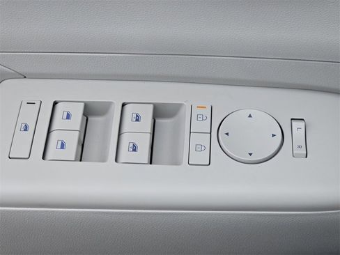 Certified 2026 Hyundai Kona SEL Sport image 25