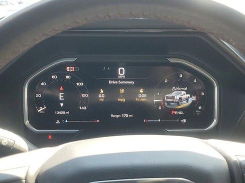 Used 2026 GMC Sierra 2500 AT4X image 23