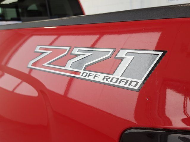 Used 2015 Chevrolet Silverado 1500 LTZ Z71 w/ LTZ Plus Package AWD/4WD image 28