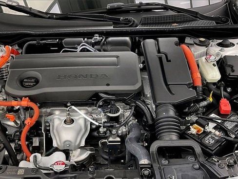 Certified 2025 Honda Civic Sport Touring image 29