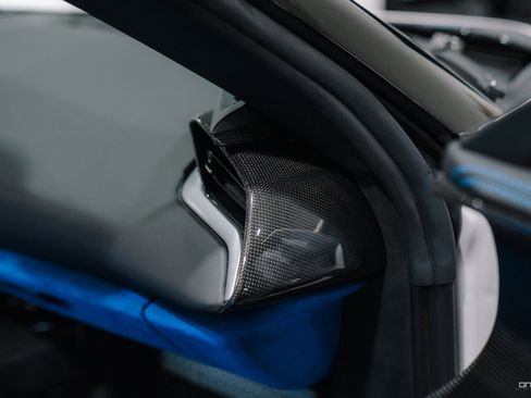 Used 2022 Ferrari SF90 Spider image 31