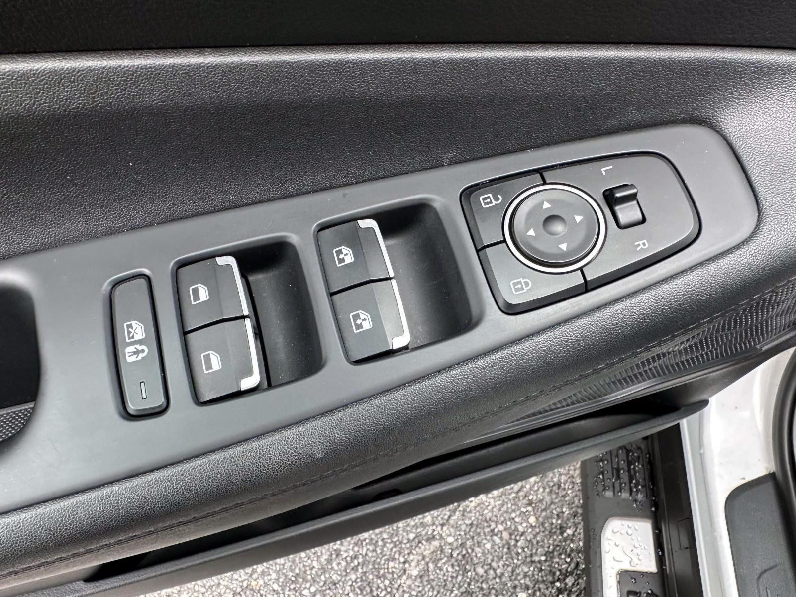 Used 2023 Hyundai Santa Fe XRT AWD/4WD image 9