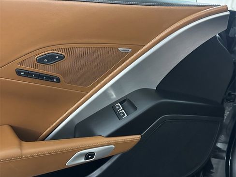 Used 2014 Chevrolet Corvette Stingray Convertible image 11