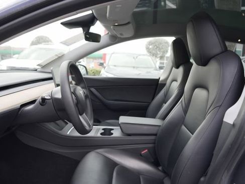 Used 2023 Tesla Model Y AWD image 16