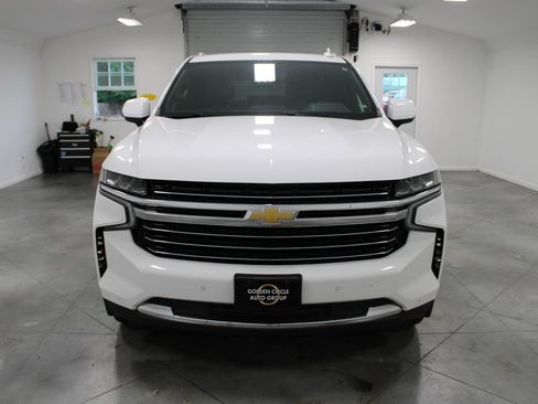 Used 2024 Chevrolet Tahoe LT RWD image 3