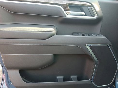 New 2026 GMC Sierra 1500 Elevation image 8