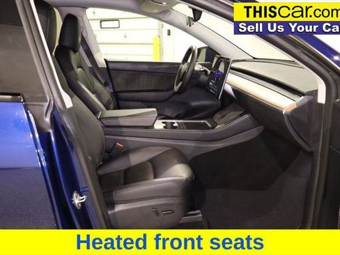 Used 2022 Tesla Model Y Long Range image 24