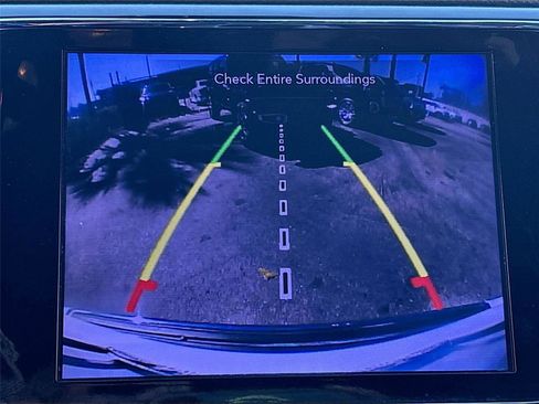 Used 2019 Jeep Grand Cherokee Limited image 15