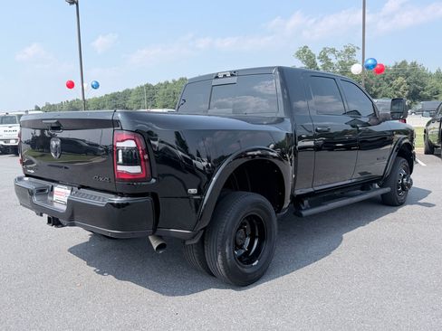 Used 2024 RAM 3500 Laramie w/ Night Edition AWD/4WD image 6