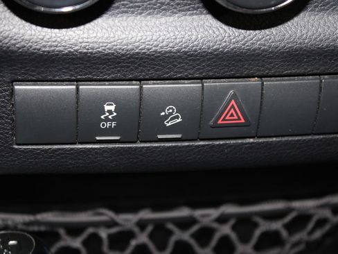 Used 2015 Jeep Wrangler Sport AWD/4WD image 28