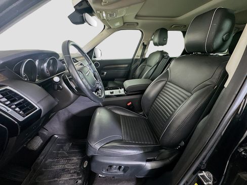 Used 2017 Land Rover Discovery HSE AWD/4WD image 13