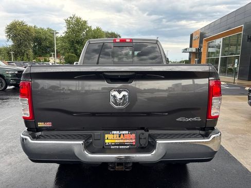 Used 2024 RAM 2500 Tradesman w/ Chrome Appearance Group AWD/4WD image 4
