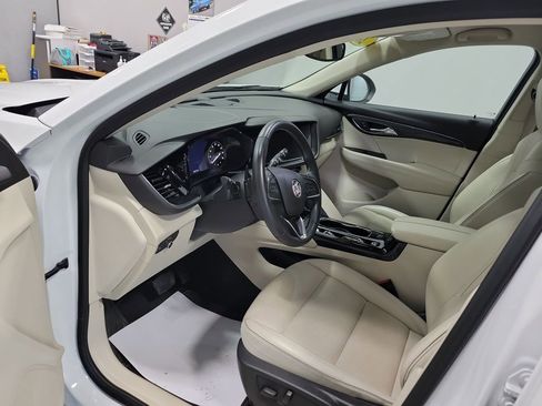 Used 2022 Buick Envision Essence w/ Safety Package FWD image 31