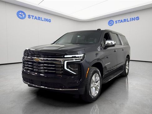 Certified 2025 Chevrolet Suburban Premier image 16