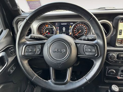 Used 2021 Jeep Wrangler Sport image 15
