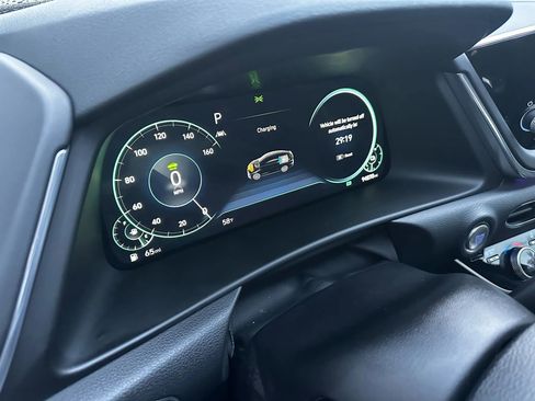 Used 2022 Hyundai Sonata Limited w/ Winter Weather Package image 13