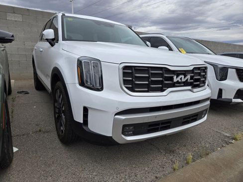 Certified 2025 Kia Telluride SX w/ SX Captain's Chair Package image 2