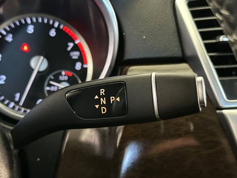 Used 2015 Mercedes-Benz ML 350 2WD image 25