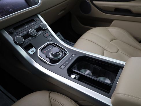 Used 2013 Land Rover Range Rover Evoque Pure Plus image 11