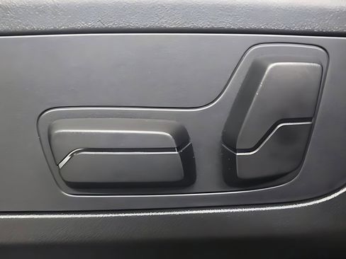 Used 2025 BMW X1 xDrive28i w/ Convenience Package image 8