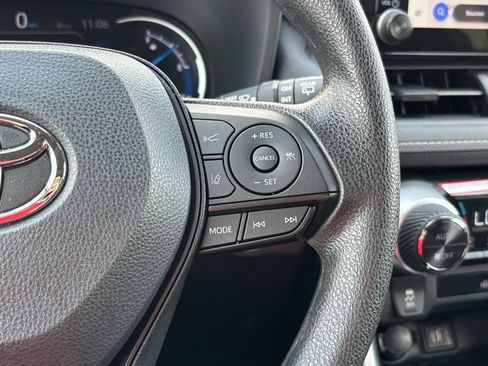 Used 2024 Toyota RAV4 XLE image 19