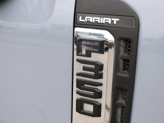 Used 2024 Ford F350 Lariat AWD/4WD image 9
