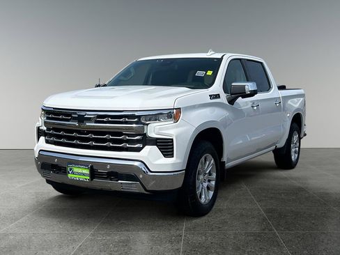 Used 2024 Chevrolet Silverado 1500 LTZ image 3