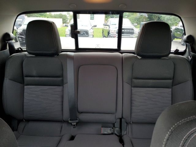 Used 2024 Nissan Frontier SV w/ SV Convenience Package AWD/4WD image 13