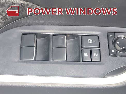 Used 2021 Toyota RAV4 XLE Premium image 20