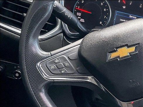 Used 2019 Chevrolet Equinox LT FWD image 20