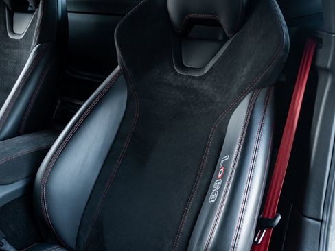 Used 2017 Lamborghini Huracan LP 610-4 Avio image 27