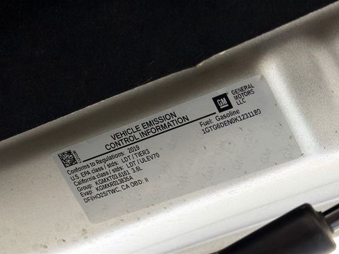 Used 2019 GMC Canyon SLT w/ Trailering Package image 17