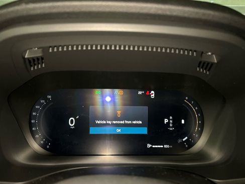 New 2026 Volvo XC60 B5 Plus w/ Protection Package Premier image 15